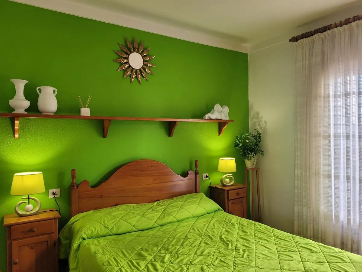 Apartment Apartamento Delacroix L'Escala Spain