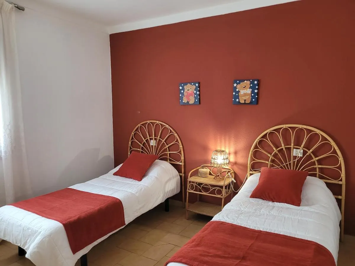 Apartamento Delacroix L'Escala Spain